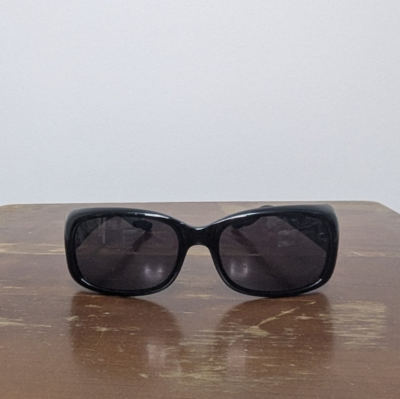 Oscar de la Renta black plastic oval sunglasses - Picture 2 of 10